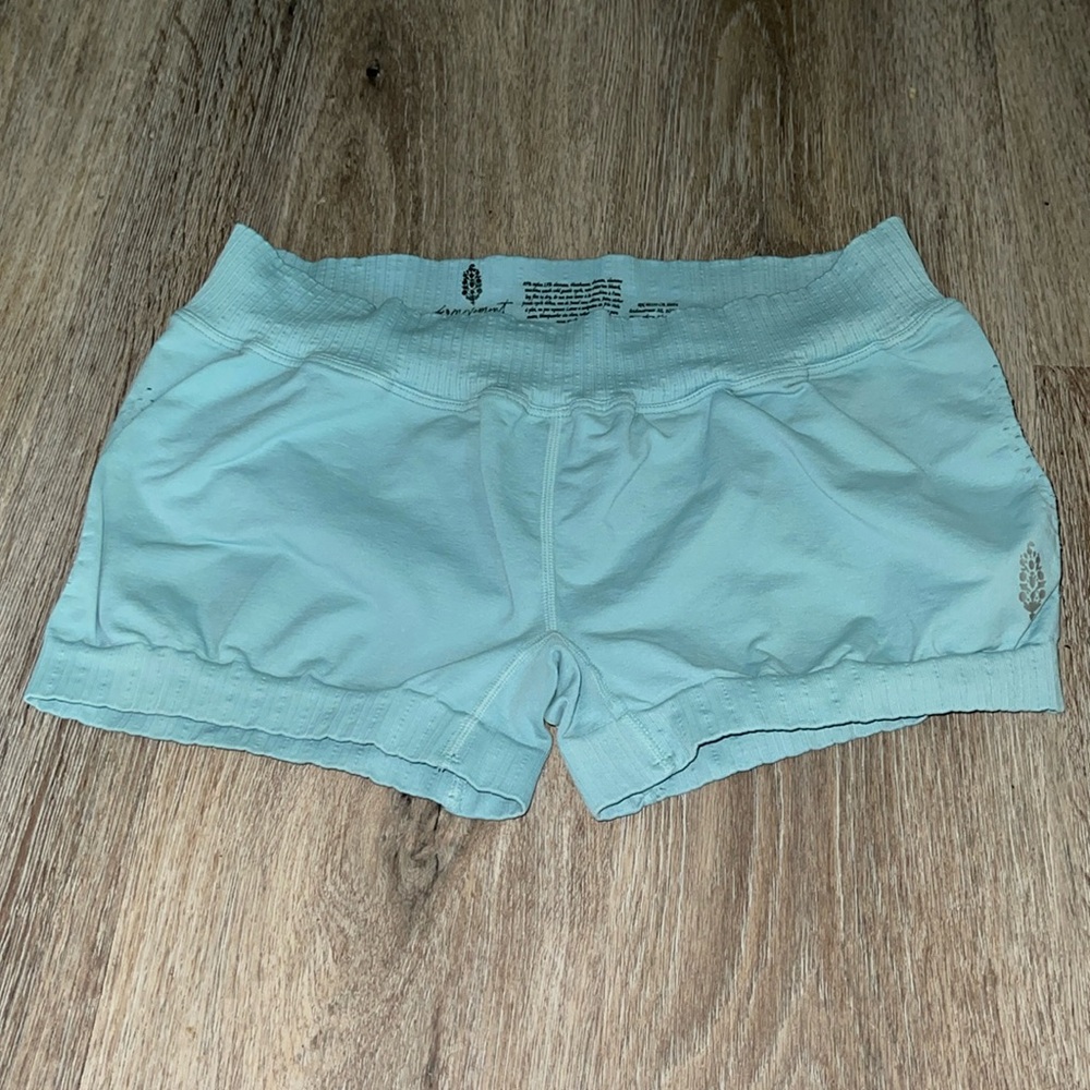 Free People Movement Good Karma Light Blue Short Shorts Size Extra Large